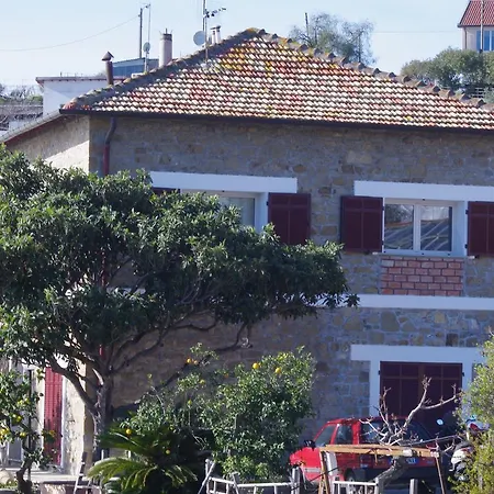 La Casa Dello Scrittore * سانريمو